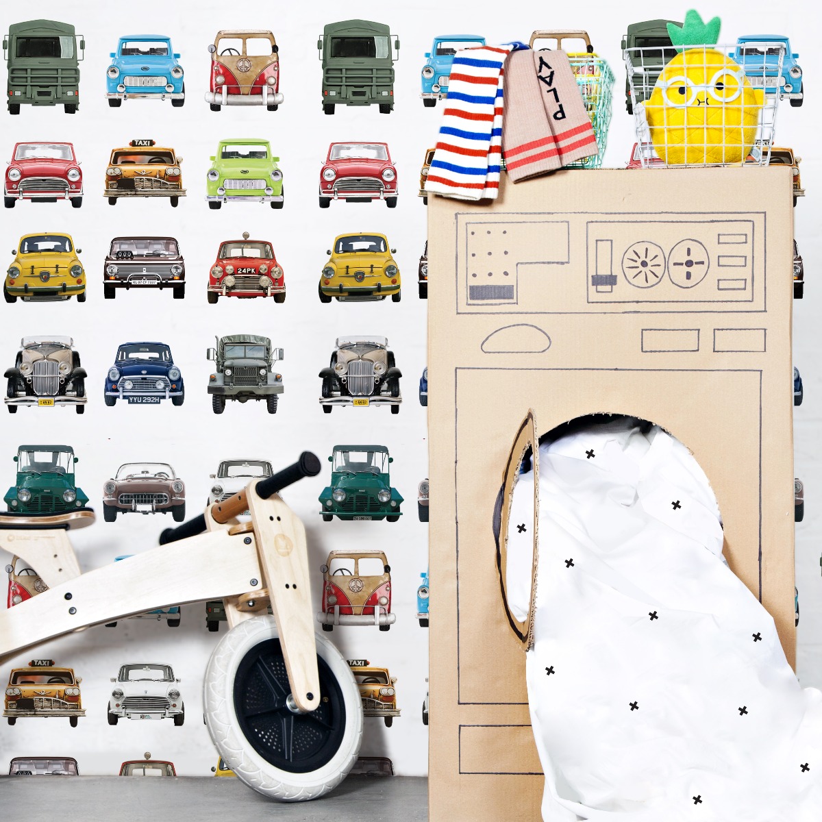 Papel de Parede Quarto Infantil Menino Carros de Corrida